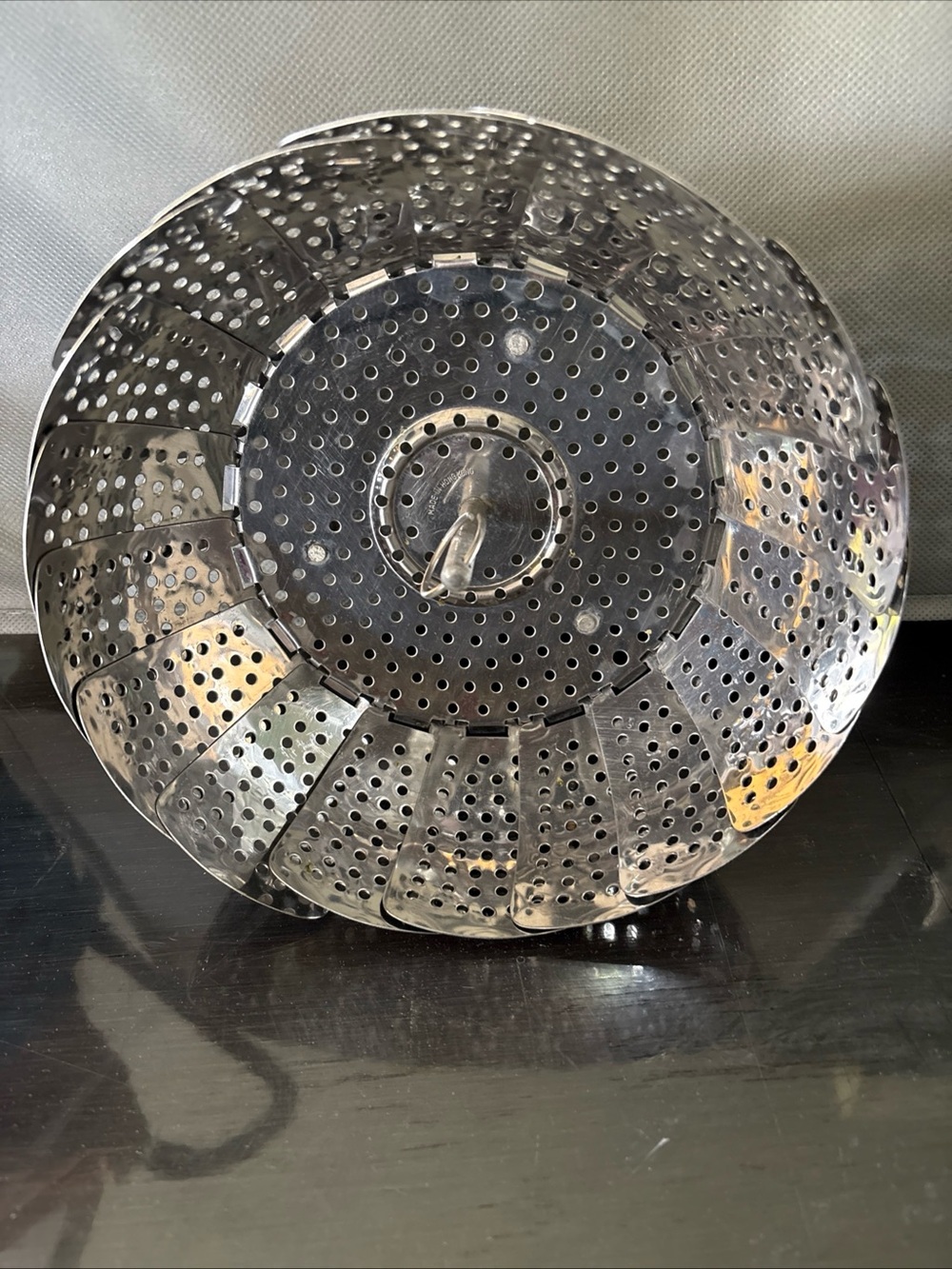 Collapsible Stainless Steel Steamer Basket - Shiny Silver